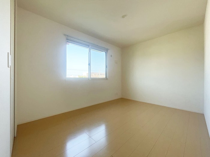  阪和線・羽衣線/和歌山駅 バス11分南中島下車:停歩6分 2階 築13年