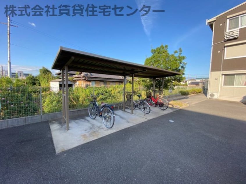  阪和線・羽衣線/和歌山駅 バス11分南中島下車:停歩6分 2階 築13年