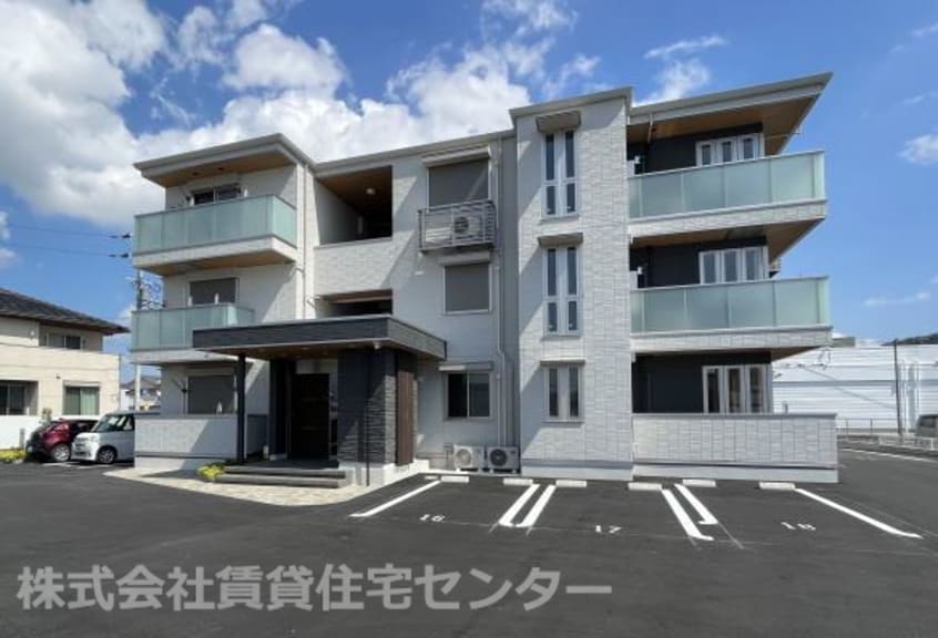  阪和線・羽衣線/和歌山駅 徒歩20分 2階 築2年