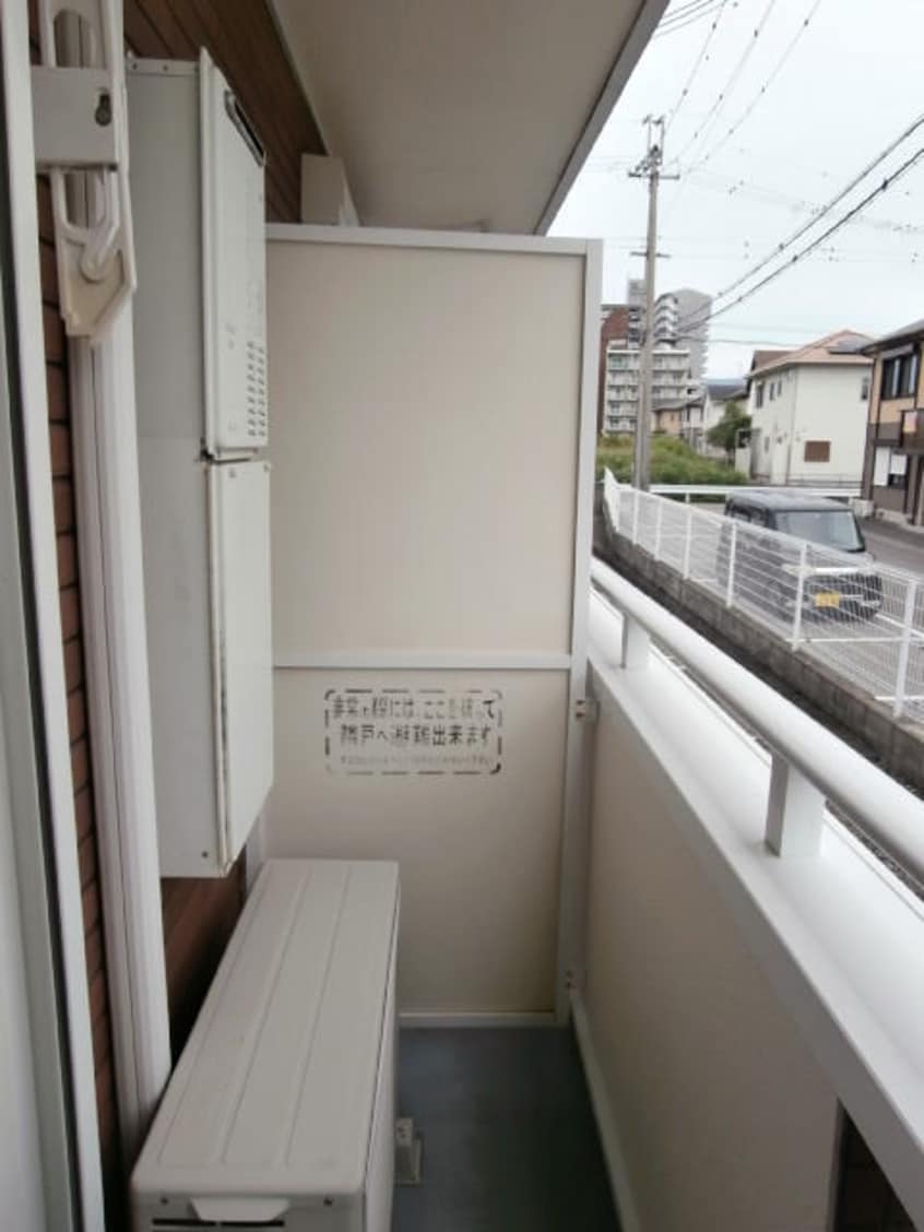  和歌山線/岩出駅 バス20分荊本西下車:停歩3分 1階 築16年