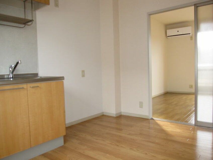 同仕様 和歌山線/岩出駅 徒歩5分 1階 築27年