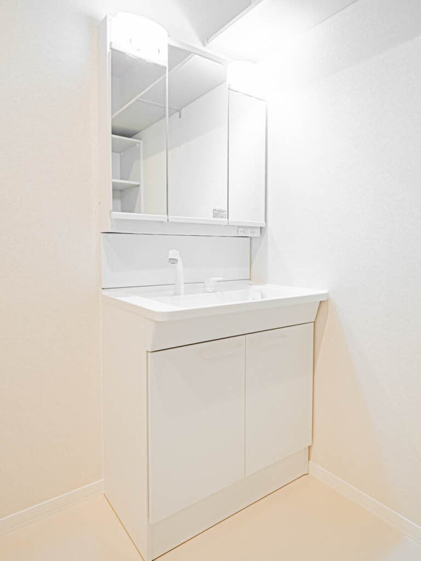  和歌山線/岩出駅 徒歩33分 2階 1年未満