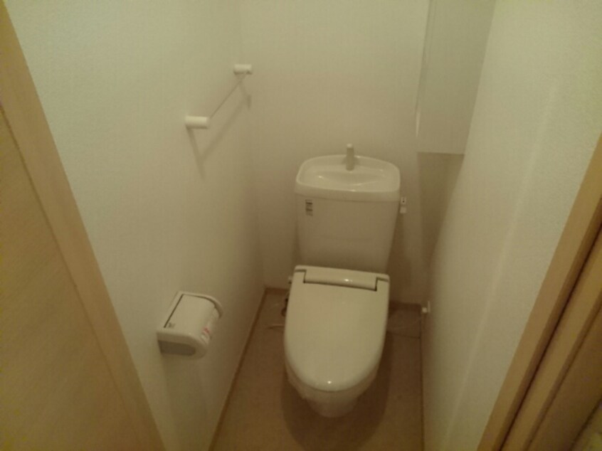  和歌山線/下井阪駅 徒歩10分 1階 築16年