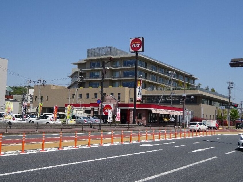 ガスト 海南店様(その他飲食（ファミレスなど）)まで1278m きのくに線・紀勢本線/海南駅 徒歩13分 1-2階 築19年