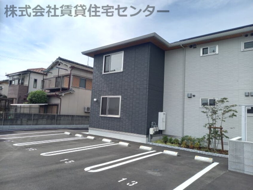  南海本線/和歌山市駅 バス11分花王橋下車:停歩5分 2階 築1年