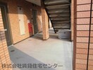  南海本線/和歌山市駅 バス13分堀止下車:停歩8分 2階 築18年