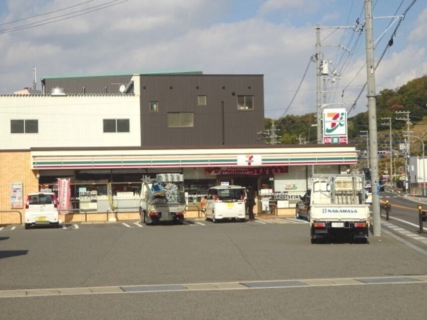 セブンイレブン 海南下津町店様(コンビニ)まで327m きのくに線・紀勢本線/下津駅 徒歩12分 1階 築13年