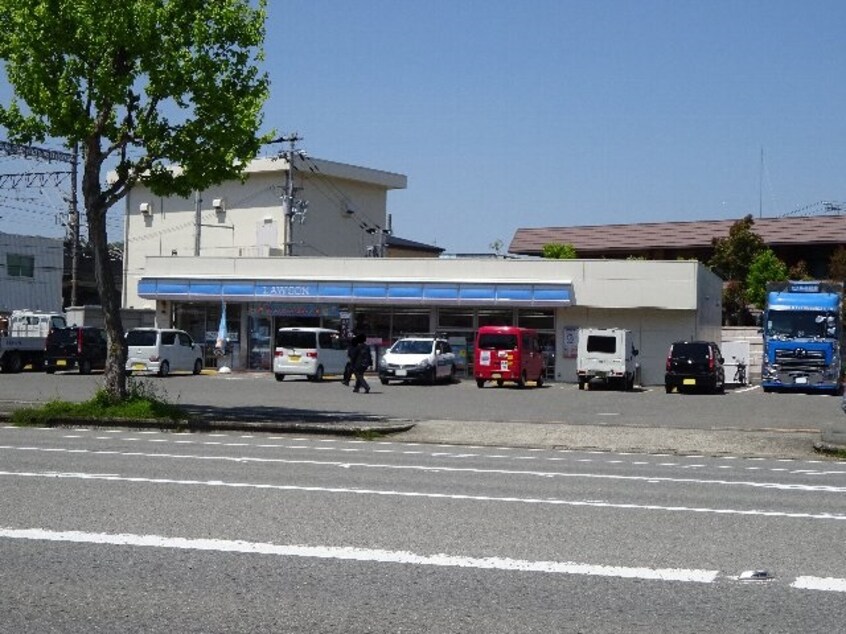 ローソン 海南名高西店様(コンビニ)まで560m きのくに線・紀勢本線/海南駅 徒歩11分 2階 築18年