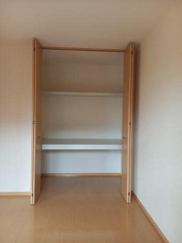 同仕様 パイン テイル　Ｃ棟
