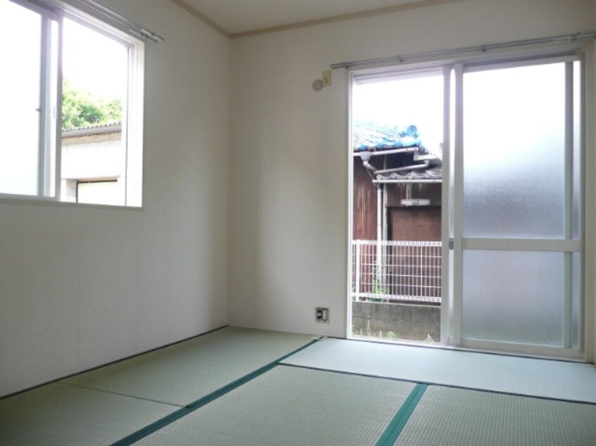  南海本線/和歌山市駅 バス30分曙橋下車:停歩3分 1階 築32年