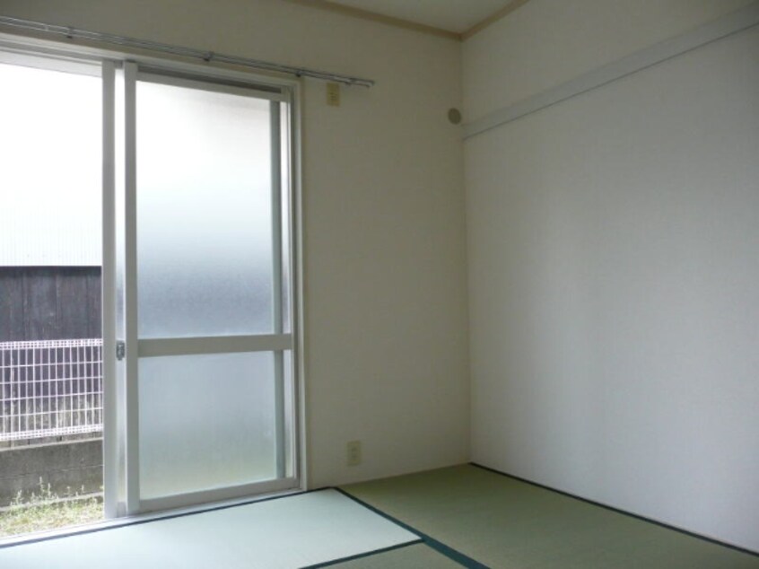  南海本線/和歌山市駅 バス30分曙橋下車:停歩3分 1階 築32年