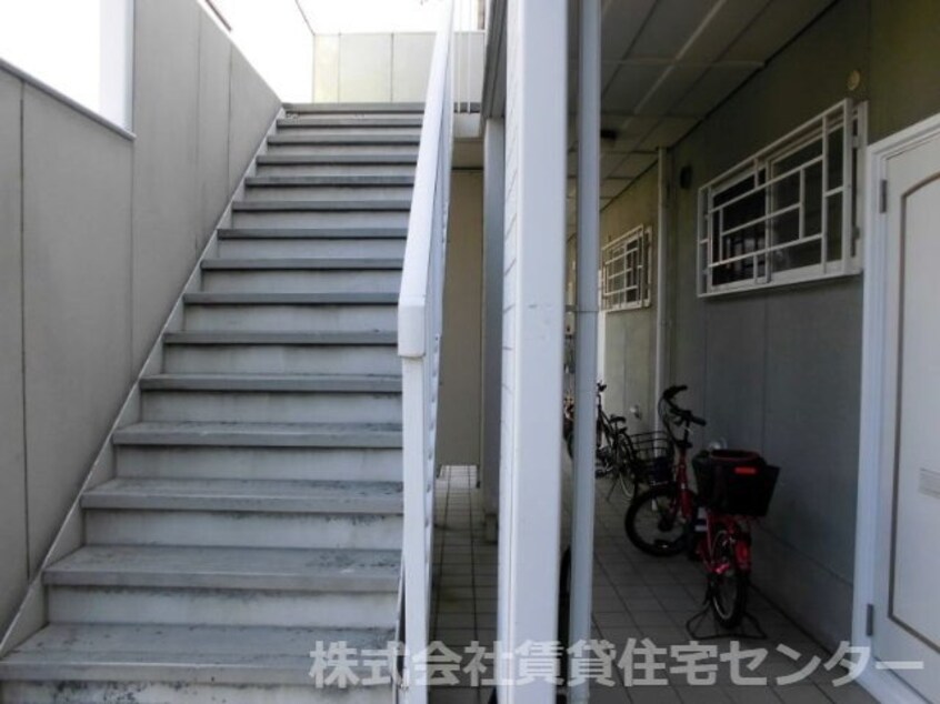  南海本線/和歌山市駅 バス30分曙橋下車:停歩3分 2階 築32年