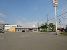 セブンイレブン和歌山榎原店様(コンビニ)まで705m プロニティ沖ノ城