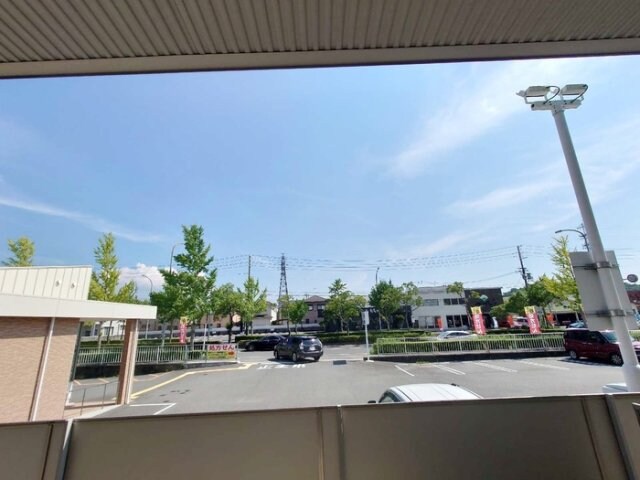  和歌山線/和歌山駅 バス15分和歌川大橋下車:停歩3分 1階 築14年