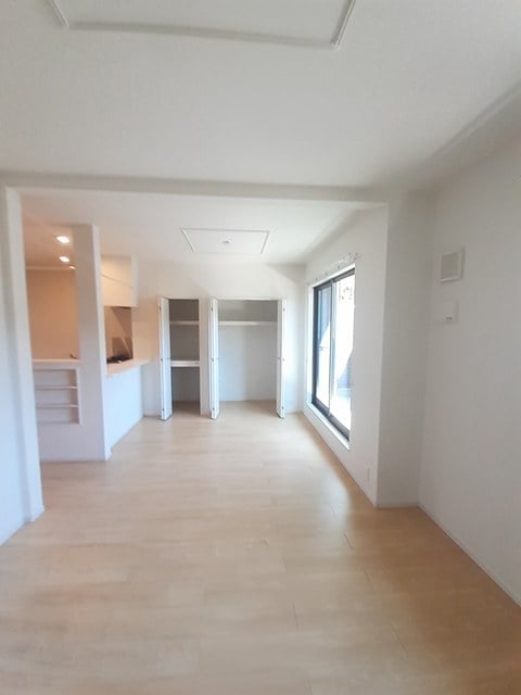  ネオ・エリタージュ