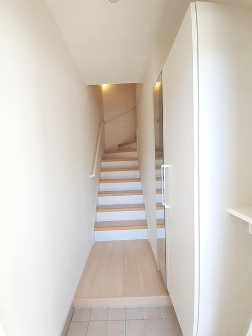  ネオ・エリタージュ