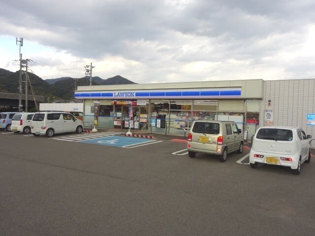 ローソン 有田川町庄店様(コンビニ)まで2289m きのくに線・紀勢本線/藤並駅 徒歩29分 2階 築13年