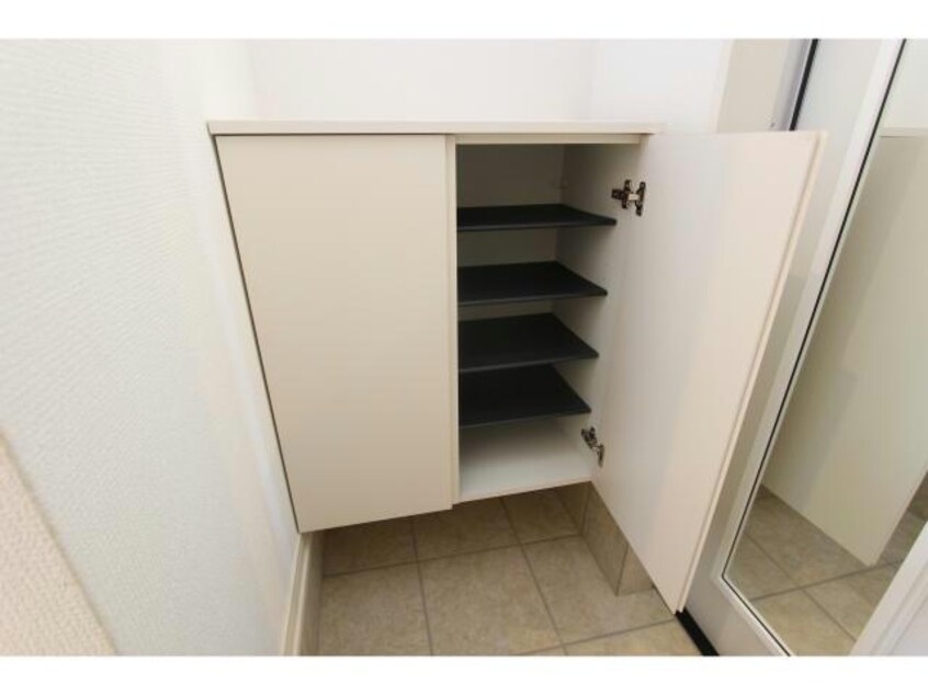 同仕様 シアラ内原D