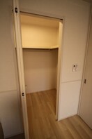 同仕様 きのくに線・紀勢本線/紀三井寺駅 バス5分競技場前下車:停歩8分 1階 建築中