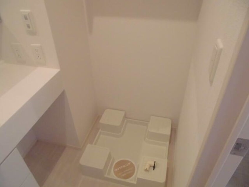 同仕様 D-room吹屋町　B棟