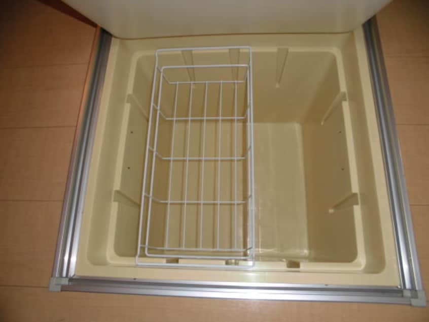 同仕様 きのくに線・紀勢本線/紀三井寺駅 バス5分布引南下車:停歩11分 1階 築11年