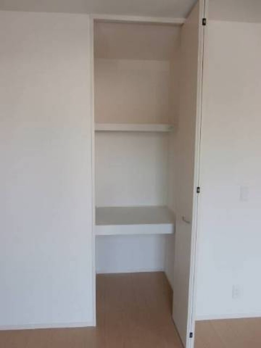 庭 エクレラージュⅠ