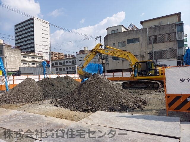 建築中 友田町店舗付き新築マンション