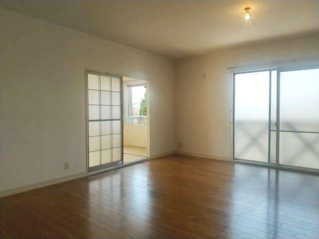  フレグランス巴