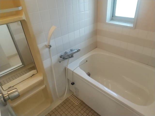  フレグランス巴