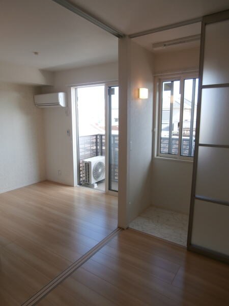  ファミール中之島