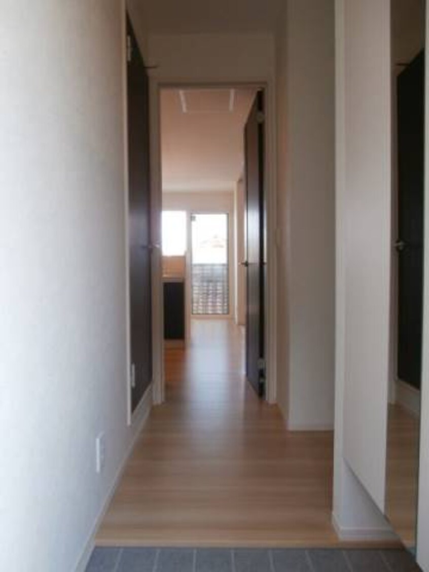  ファミール中之島