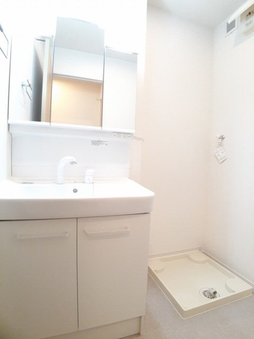  きのくに線・紀勢本線/海南駅 バス8分とれたて広場前下車:停歩4分 2階 築3年