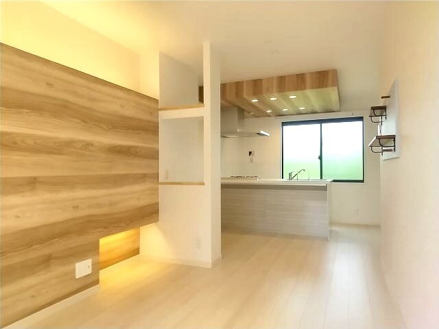  ラ．サルデーヌ