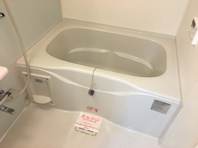  阪和線・羽衣線/和歌山駅 バス30分大浦下車:停歩3分 1階 築7年