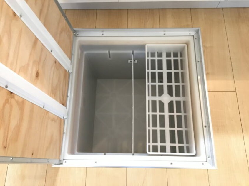  阪和線・羽衣線/和歌山駅 バス30分大浦下車:停歩3分 1階 築7年