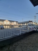  ラベニュー西中