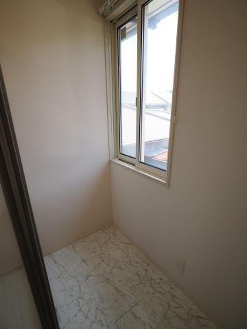 同仕様：サンルーム パインズコートⅤ