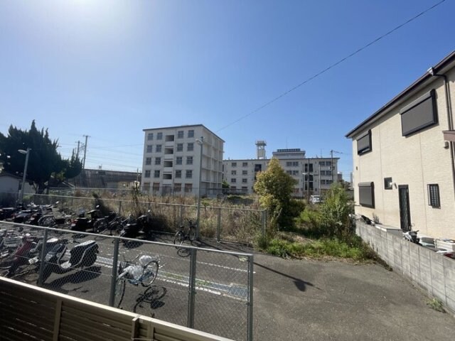  ファミール中之島