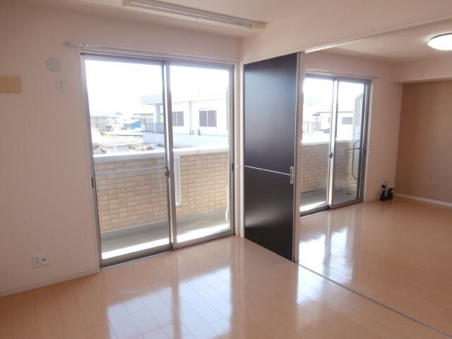  サンシャイン・ヒルズ