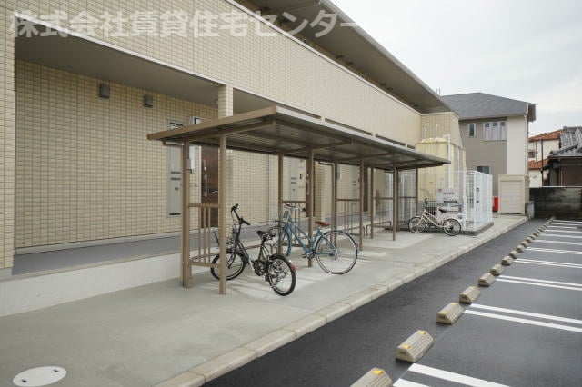  南海本線/和歌山市駅 バス15分小二里下車:停歩3分 1階 築4年