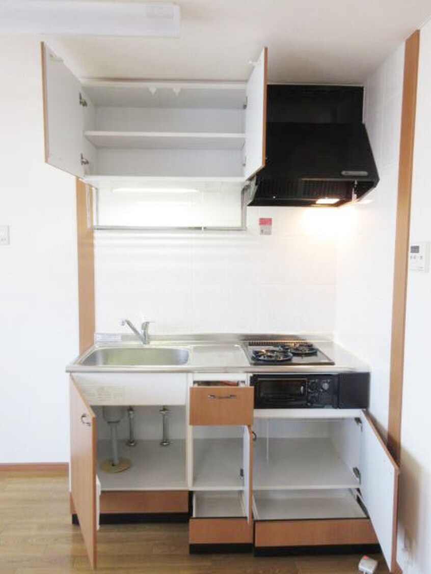  コート・ヴィラージュＡ