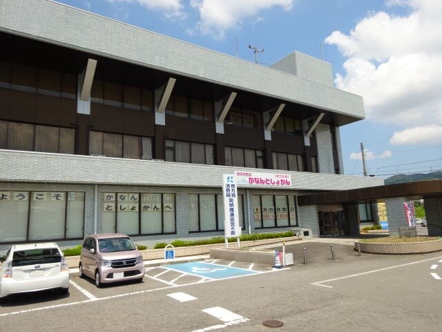 紀の川市立河南図書館様(図書館)まで2530m シャーメゾン岸宮