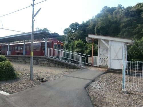 大池遊園駅様まで8000m きのくに線・紀勢本線/海南駅 バス22分野上厚生病院前下車:停歩5分 2階 築16年