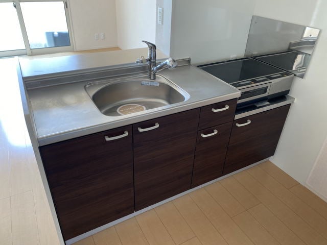  サンセール岩出