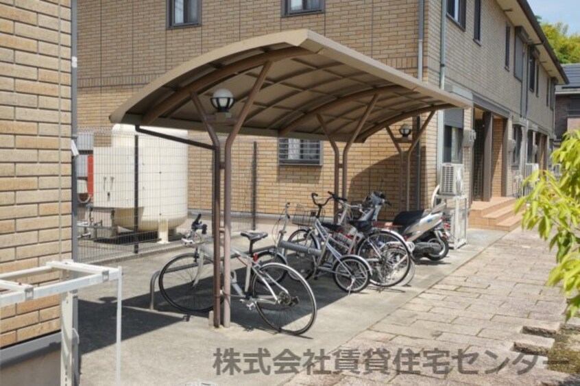  シャロット学園南館