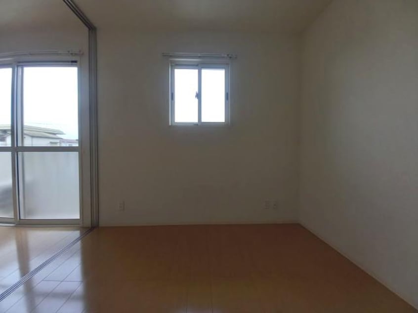 同仕様 阪和線・羽衣線/和歌山駅 バス11分南中島下車:停歩11分 2階 築16年