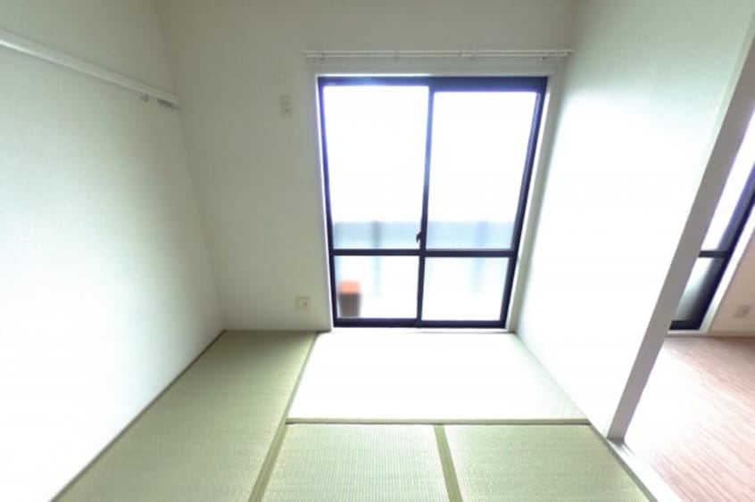  阪和線・羽衣線/和歌山駅 バス25分布引南下車:停歩5分 2階 築27年