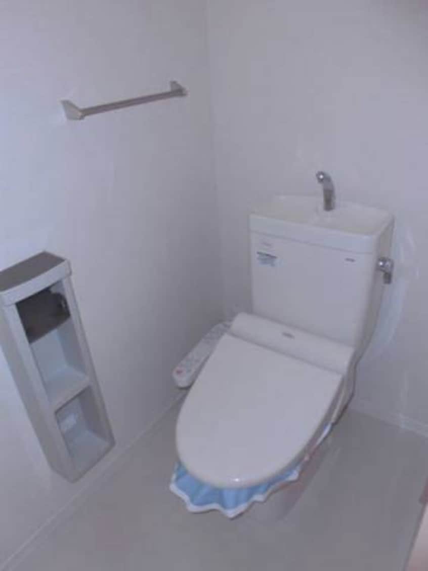  シャーメゾン六十谷