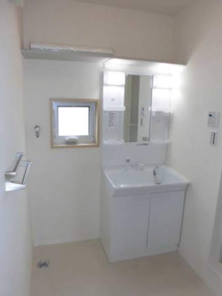  シャーメゾン六十谷