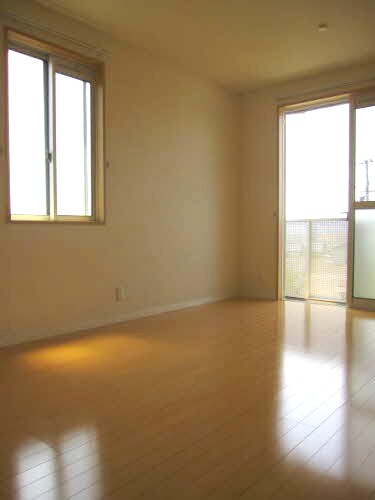  シャーメゾン六十谷